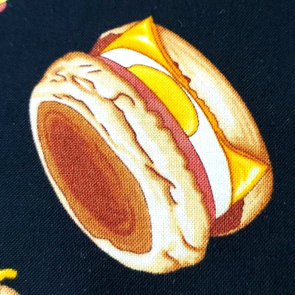 "Breakfast Club" Maria Kalinowski Kanvas Benatrex Cotton Print 36×44 inches - Picture 3 of 7